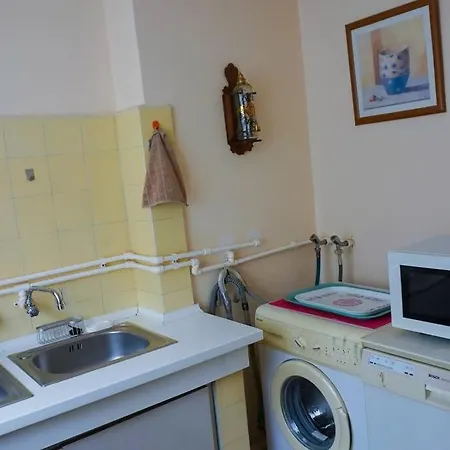 Vintage Retreat In The Heart Of شقة *