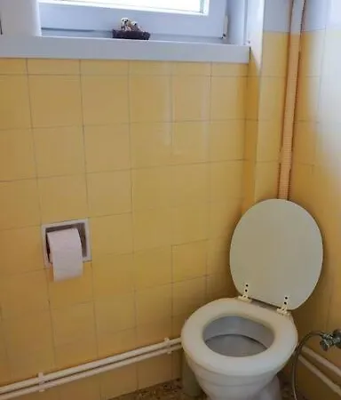 Vintage Retreat In The Heart Of شقة هيبيليادا
