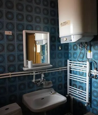 Vintage Retreat In The Heart Of شقة